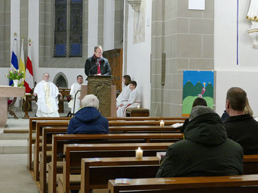 Lumen Christi - Auferstehungsmesse in St. Crescentius (Foto: Karl-Franz Thiede)